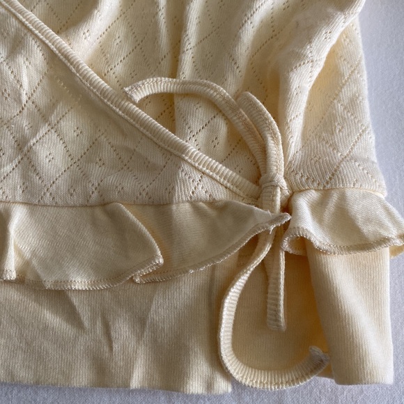 Anthropologie NWT Eloise Picot wrap top Victorian bed jacket pale butter yellow - Picture 9 of 11
